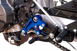 05 Gabro Spider rearsets chain pull adjustable left side