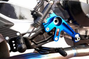 06 Gabro Spider rearsets compatible frame braces right side